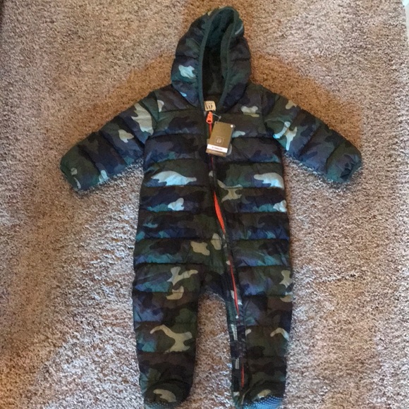 baby gap camo snowsuit